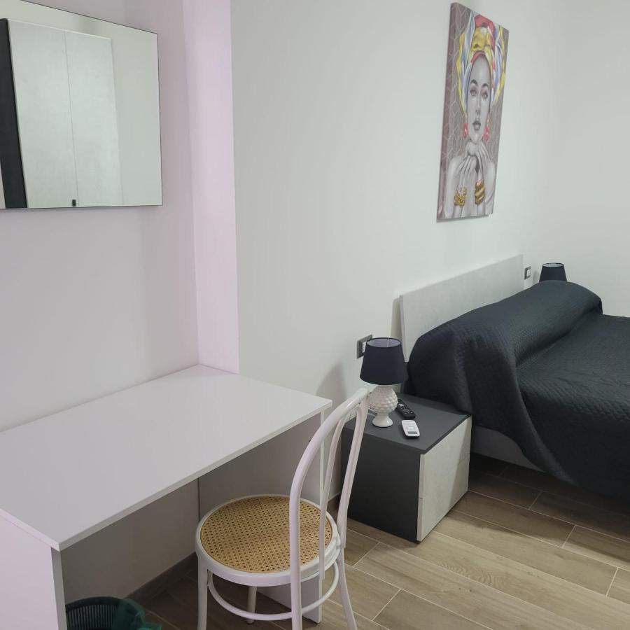 Dei Sogni In Centro, Con Facilita Di Parcheggio Bed & Breakfast